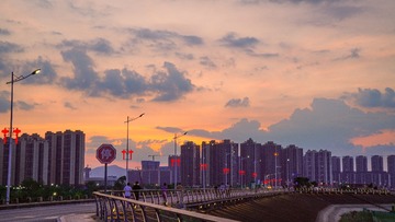 36B647FB-1735-417D-8F65-5CE2DB2F30D0/L0/001