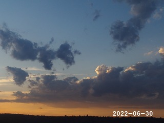 263081