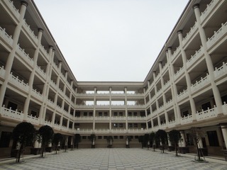 958223