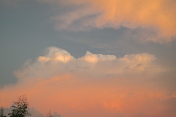 387389