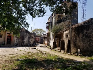 1715483