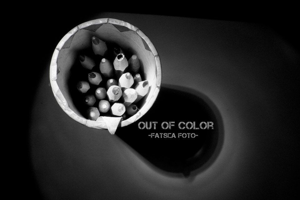 Out of color.NO.3<br />
