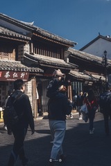 2B6EC2AD-7B9C-4426-A06B-4867F80540E2/L0/001
