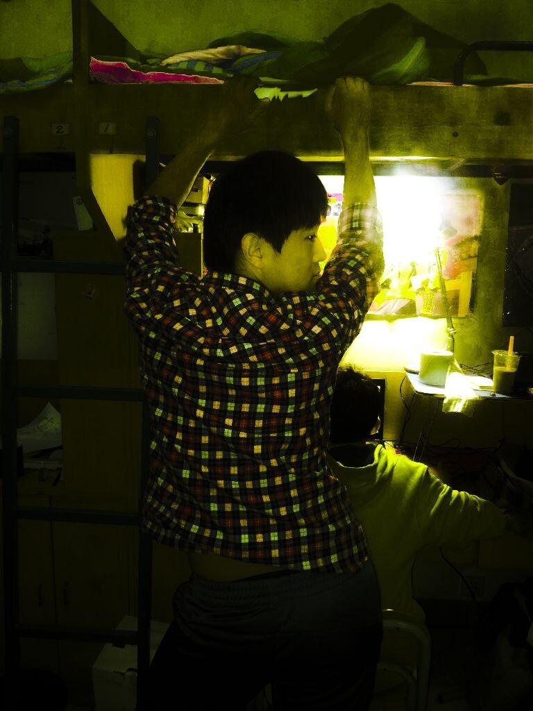 诱<br />
