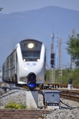 256537