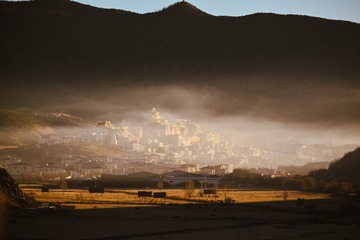 1000030895