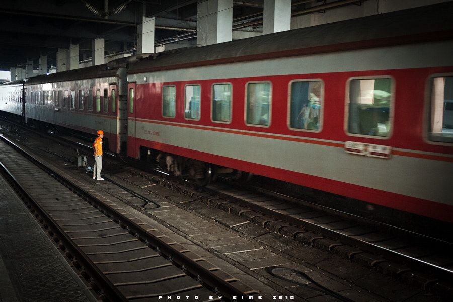 车站<br />
