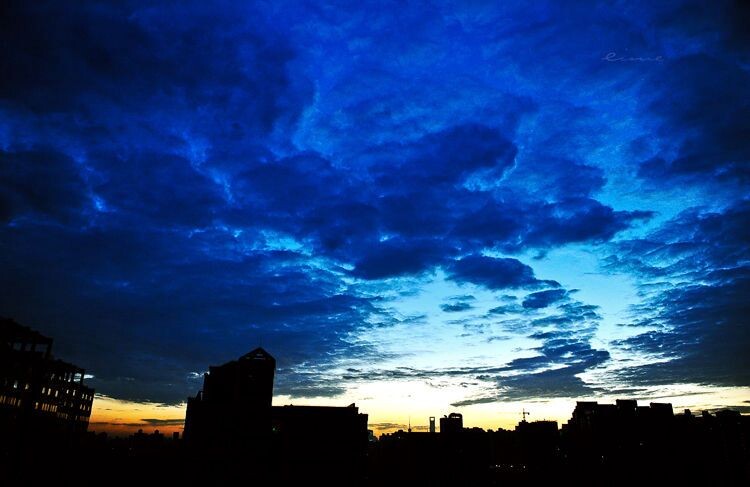 晨<br />
