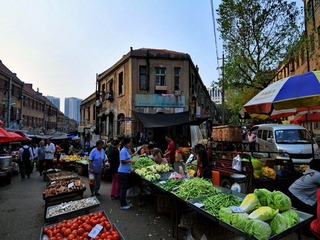 青岛黄岛路市场.jpg
