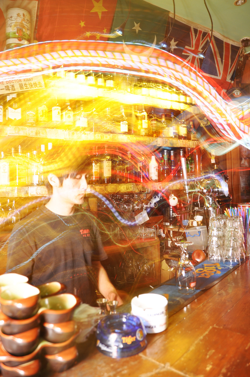 轻酒吧空间摄影