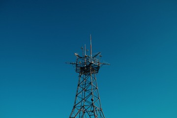 434081
