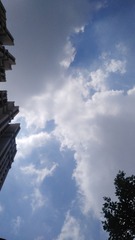 104564