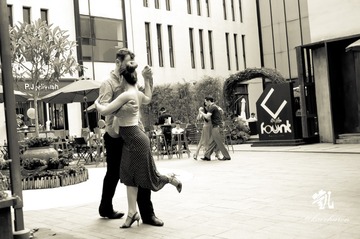 tango2