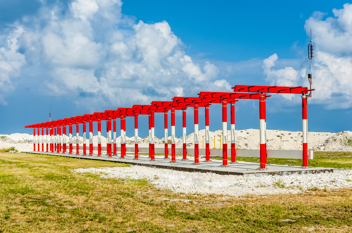 机场导航天线阵,导航方舱