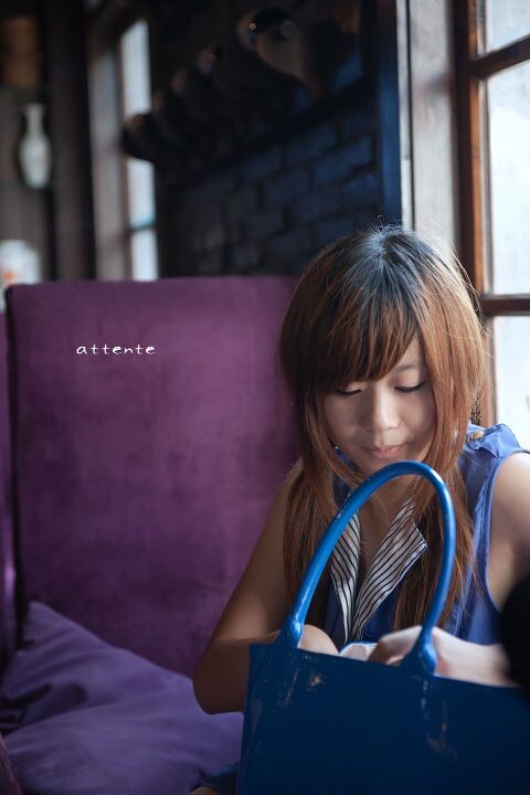烟呢？<br />
