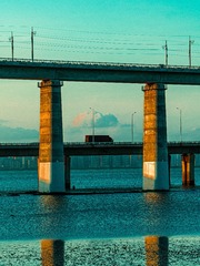 157086