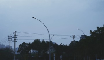 E26DF89F-2010-4081-ACD9-52F9B09B150C/L0/001