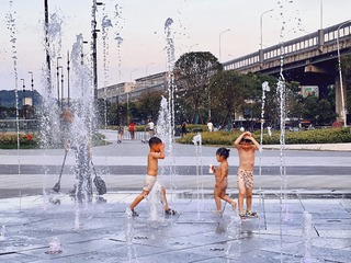 8D05FEA0-033A-4499-AD10-D16A2FADC751/L0/001