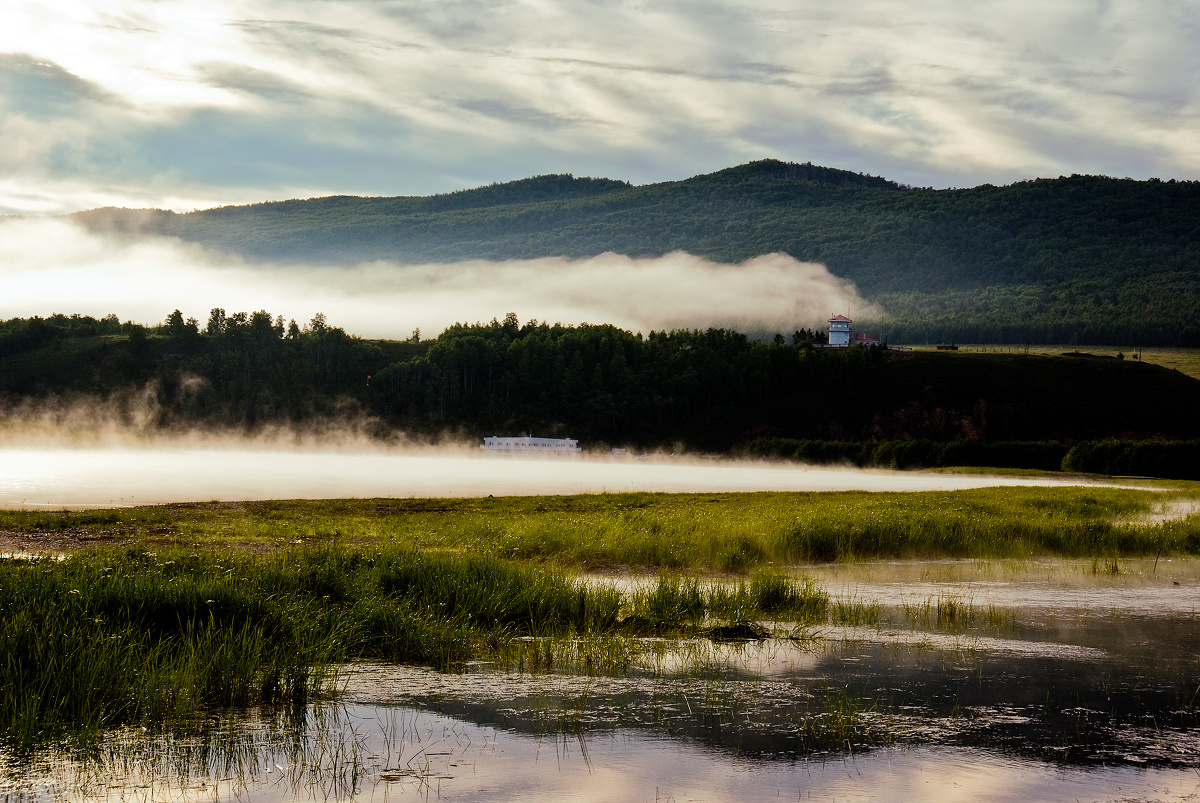 额尔古纳河的清晨