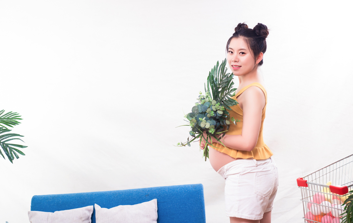 幸福感十足的一组孕妈照