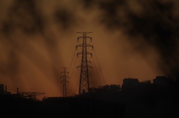 451811