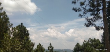 473439