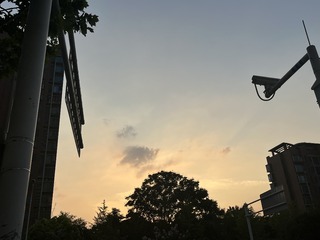 C214D520-EB8D-4EB5-A0DF-7EC39813B70F/L0/001