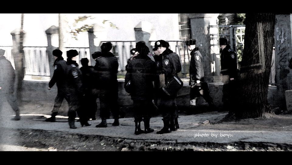 警察学校的学生从医学院解剖出来<br />
踏上乌克兰第一天学长就告诉我，见了警察走远点！！！