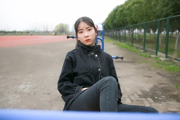 769967