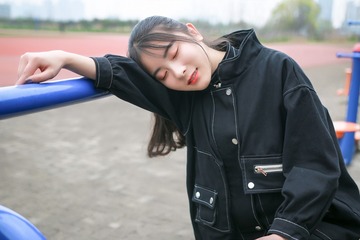 769975