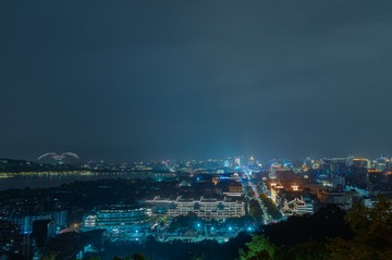 1404163