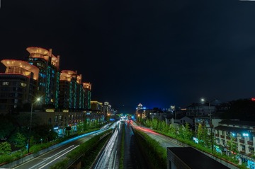 1404153