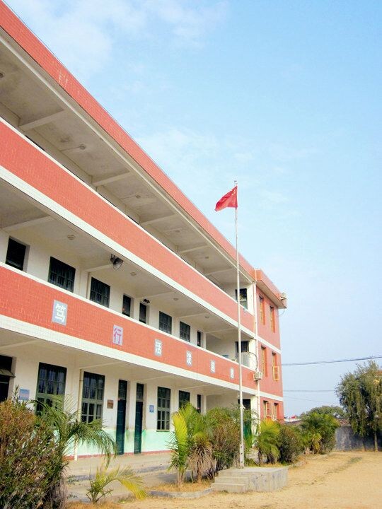 圣泉小学<br />
