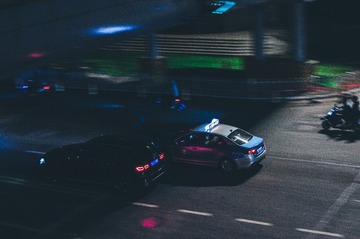 1564400