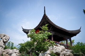 课植园内 4