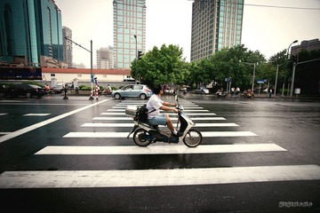 路口的非机动车 2