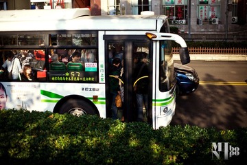 05.jpg