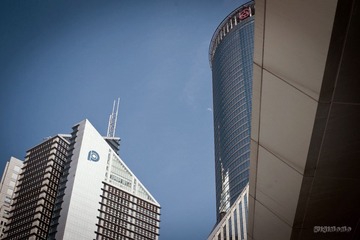 小小的月亮