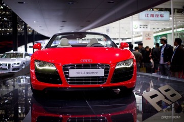 奥迪 R8