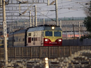 175886