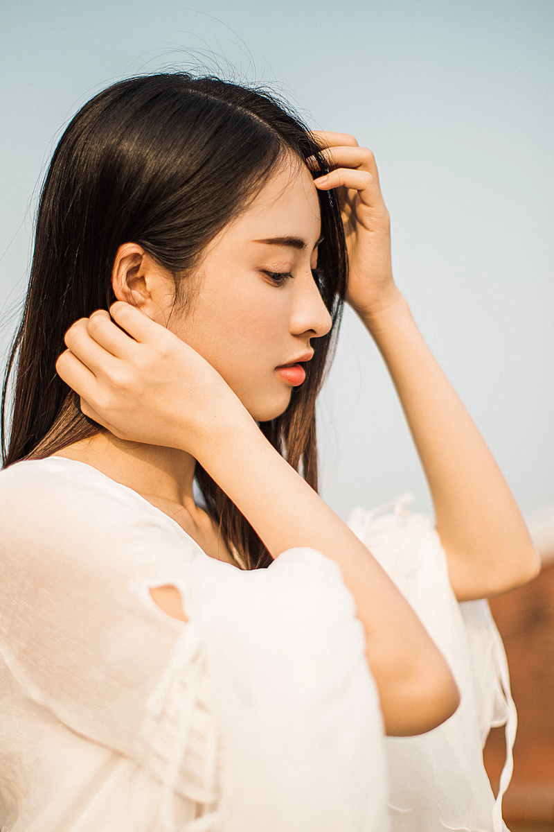 毕业季的逆光女神