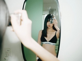 001