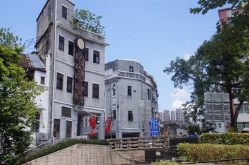 201938