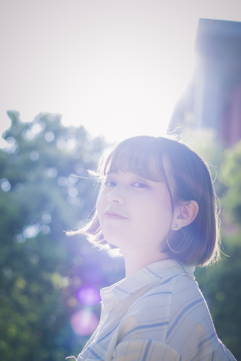 初夏的元气少女