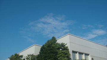 5EFC606D-5F32-4C2D-A9C9-BE59A51D23D1/L0/001