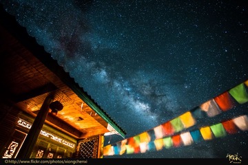 泸沽湖的夜空