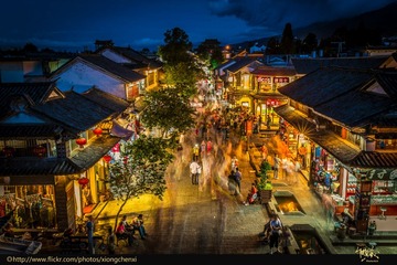 大理古城，夜