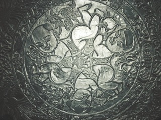 001