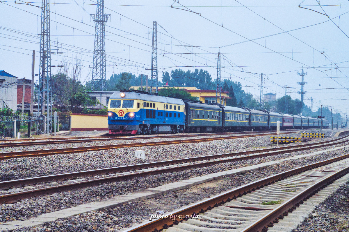 k7711次列车通州西站幺道停车