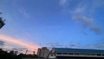 700F0DFF-C268-490F-94AC-77C2DF39E787/L0/001